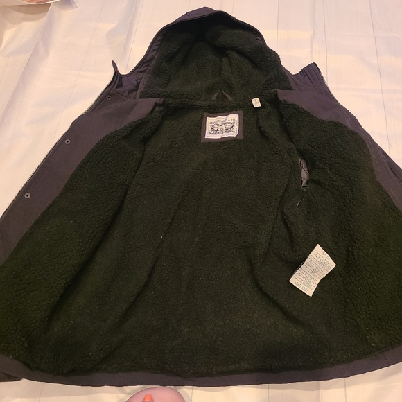 Levi's Black Soft Shell Sherpa Lined Hooded Trucker Jacket Medium Men's - Picture 3 of 8